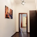 Old Apartman Bukarest